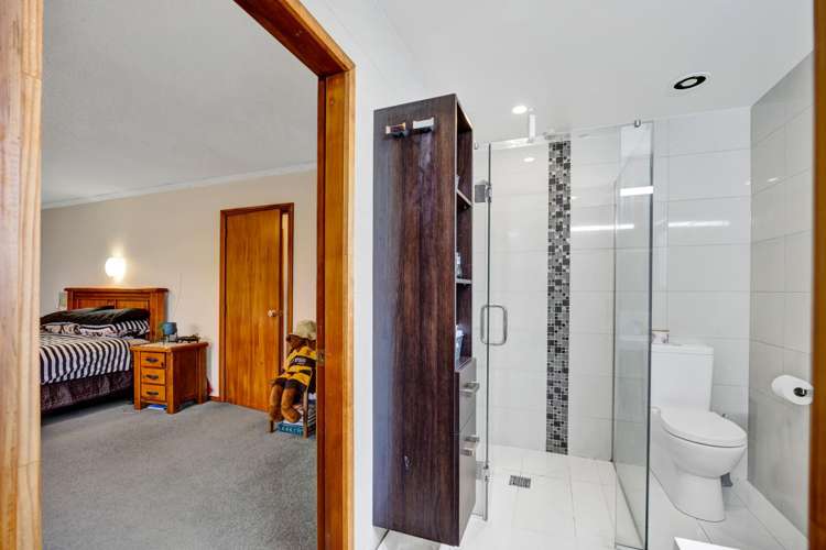 77A Dixon Avenue Hawera_16