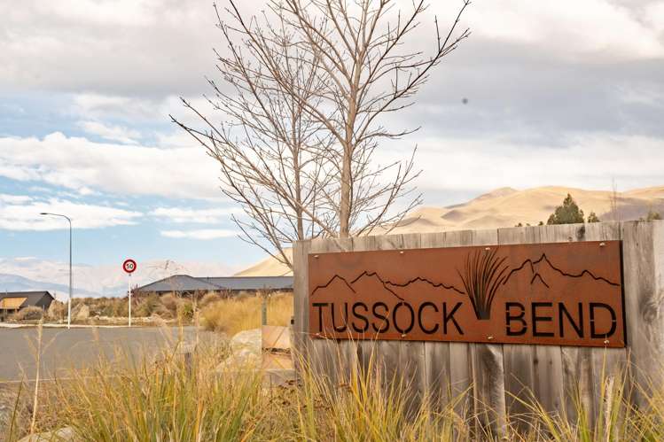 15 Tussock Crescent Twizel_11