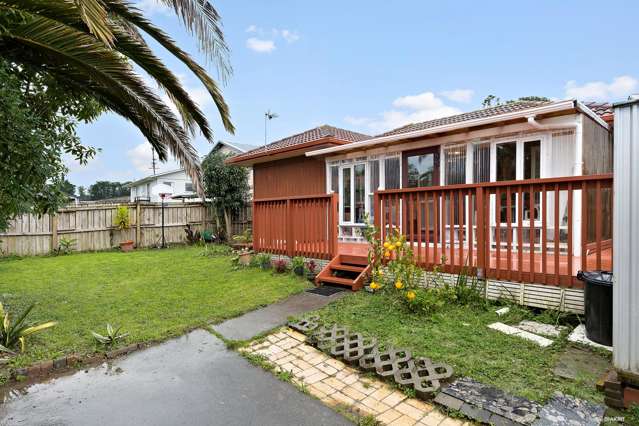 66A Parrs Cross Road Henderson_3