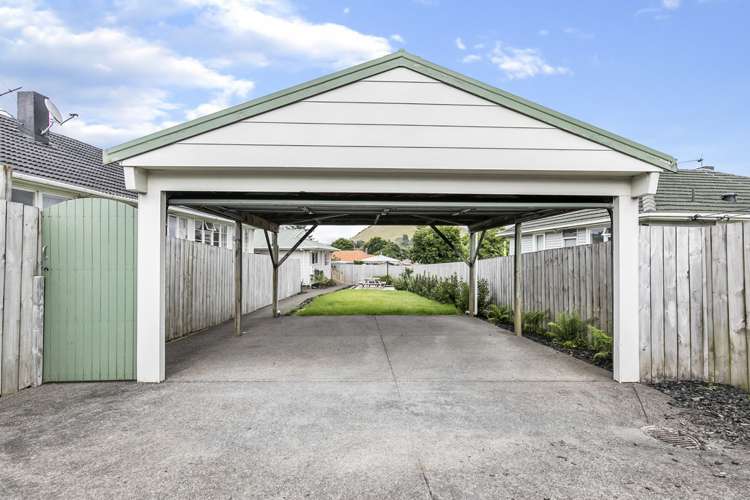 21a Coates Crescent Panmure_16