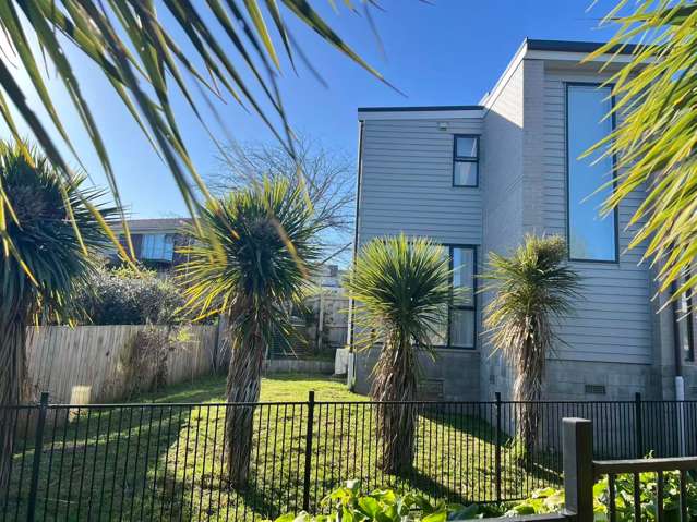 7 Kehu Loop Mount Roskill_1