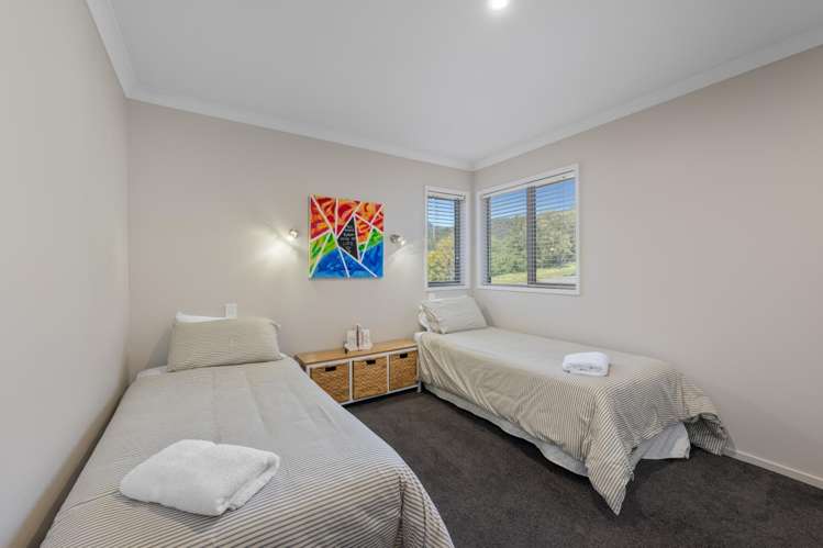2 Harbour View Heights Picton_15