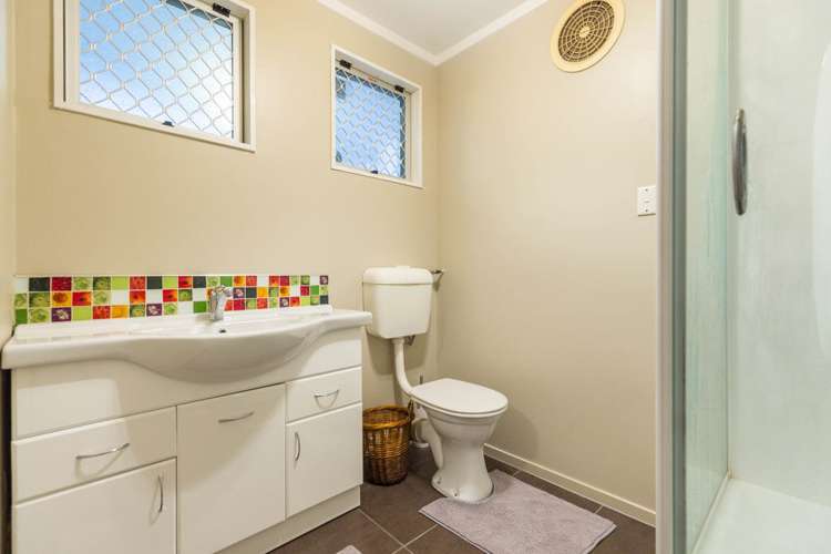 5 Hughes Terrace Te Atatu Peninsula_7