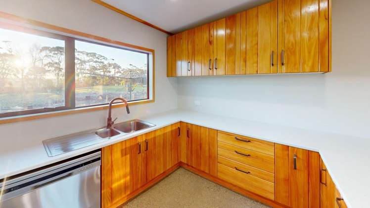  288 Lees Road Feilding_2