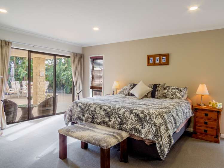 2 Ohuirehe Road Coastlands_23