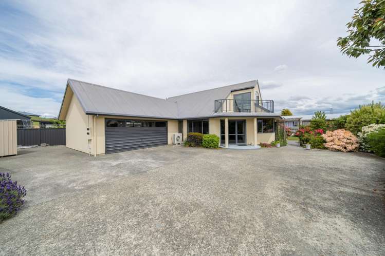 2 Campbell Court Te Anau_35