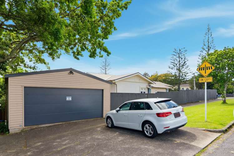 75 Alberton Avenue Mount Albert_23
