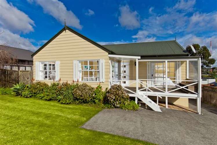 35 Taioma Crescent Te Atatu Peninsula_33