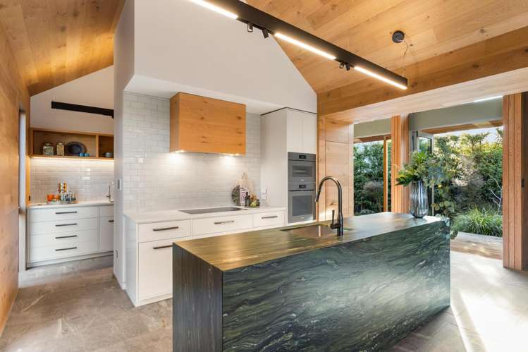 58 Garden Road Merivale_5