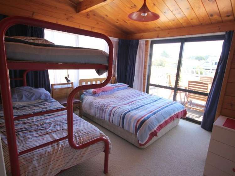 38 Champion Place Pauanui_24