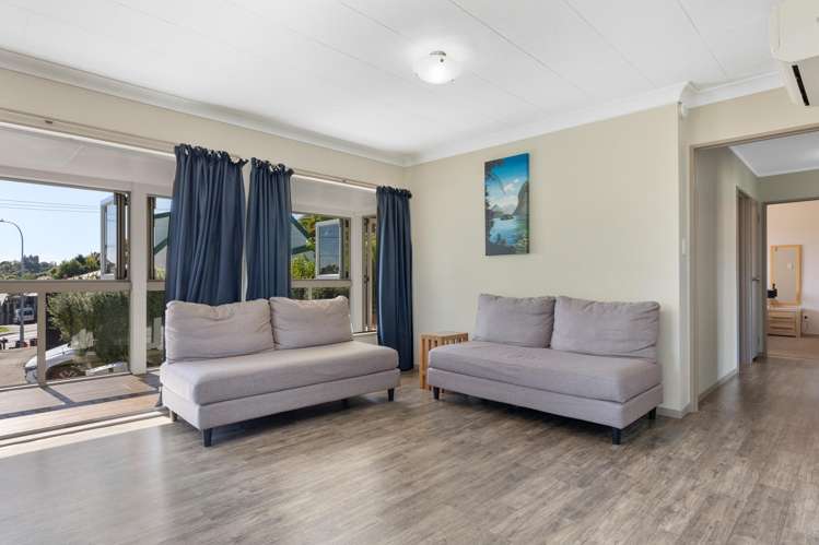 10 Poike Road Hairini_22