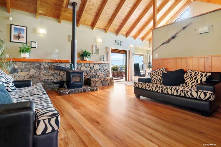 22 Falls Road Hunua_12