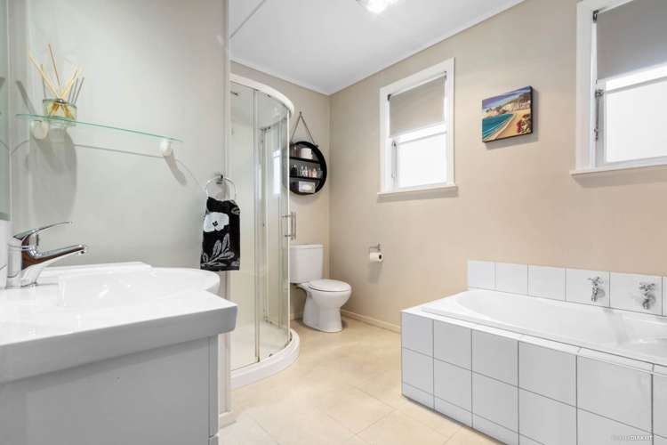 43 Hutchinson Avenue New Lynn_8