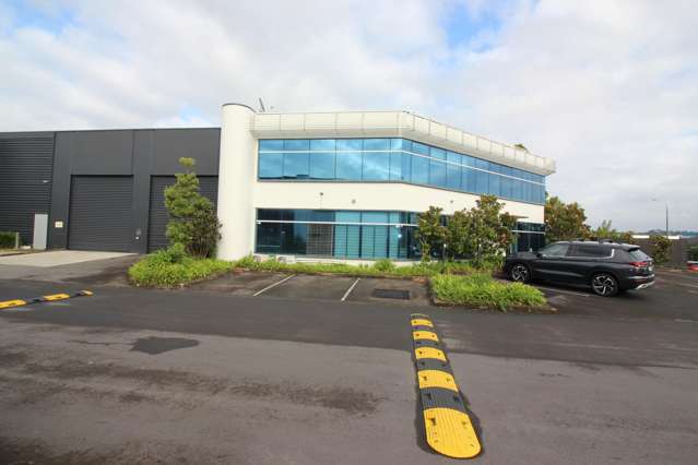 2/6 Piermark Drive Albany_1