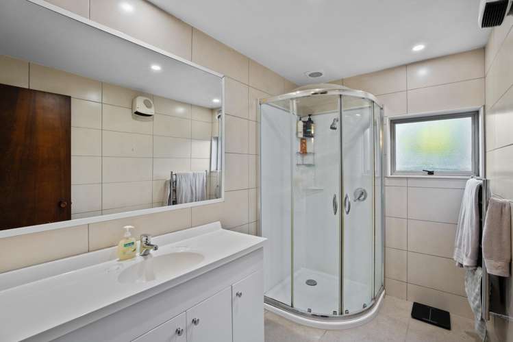 180 Fernhill Road Fernhill/Sunshine Bay_11