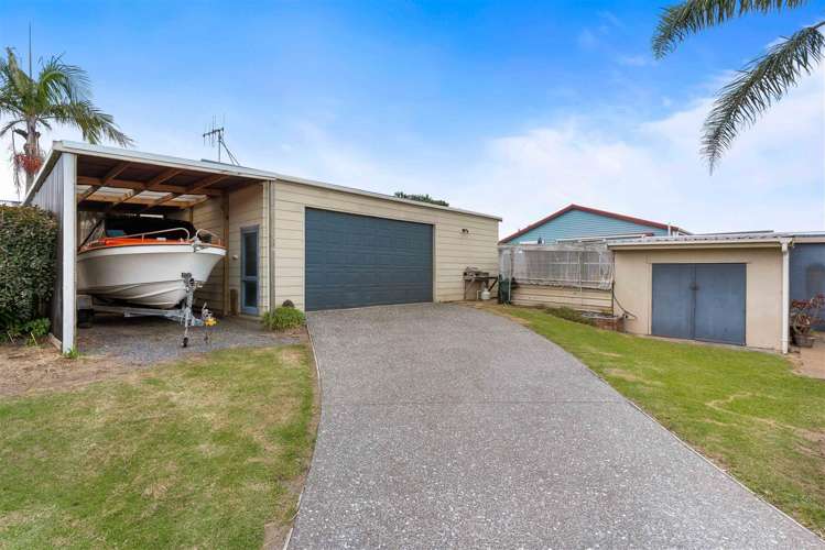 214 Leander Road Whangamata_4