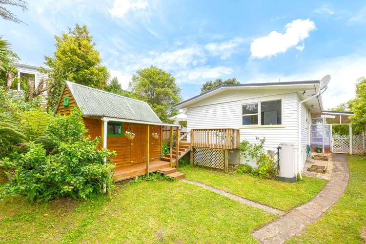 280 Glengarry Road Glen Eden_12