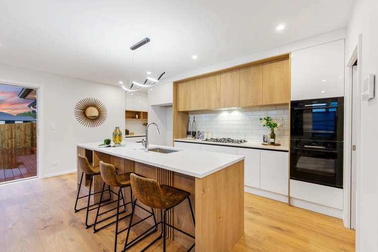 85 Skulander Crescent Orewa_11