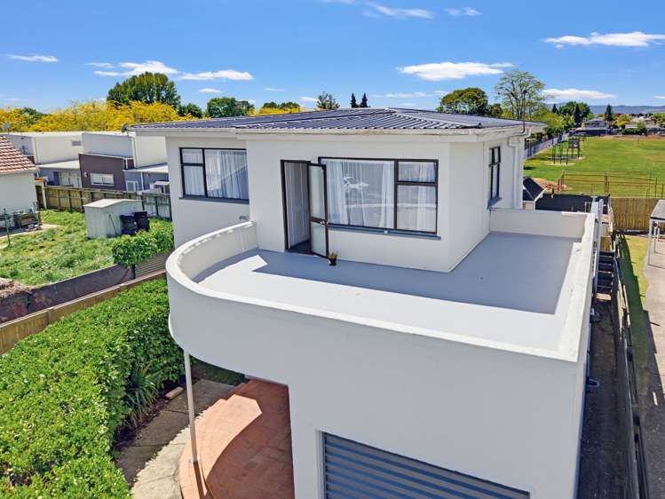 12A Phillip Street Victoria_26