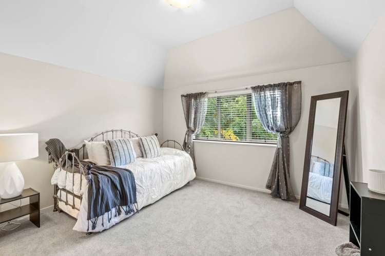 8 Hatfield Place Albany Heights_16