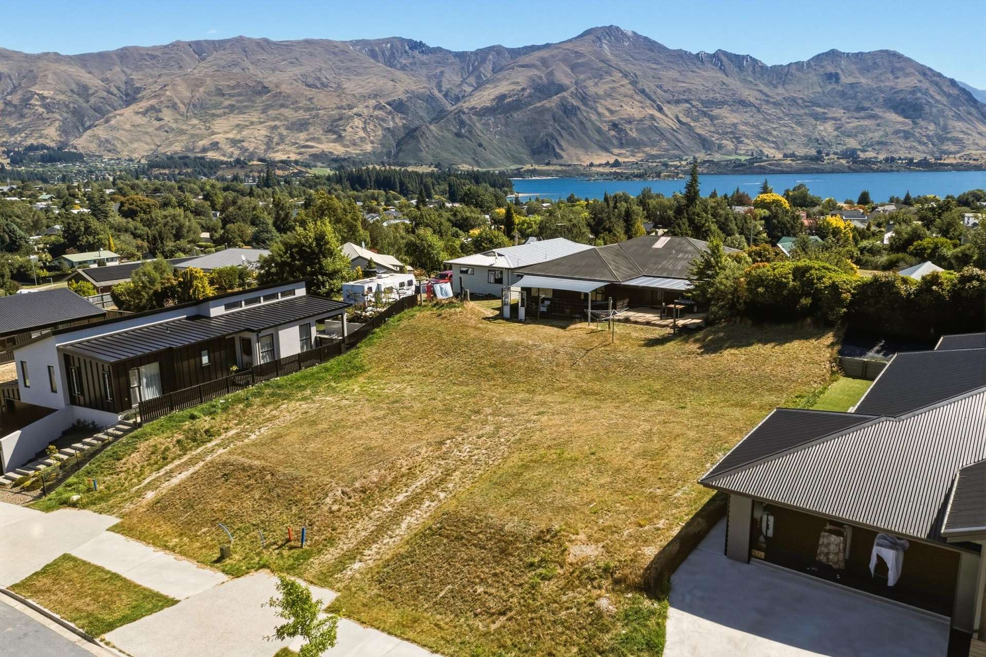 38 and 40 Clearview Street Wanaka_0