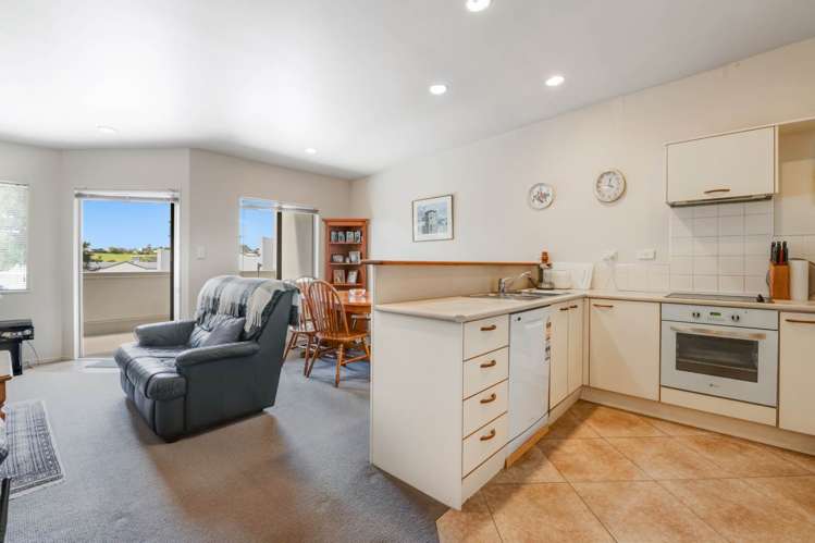 55 Palmgreen Court Stanmore Bay_1