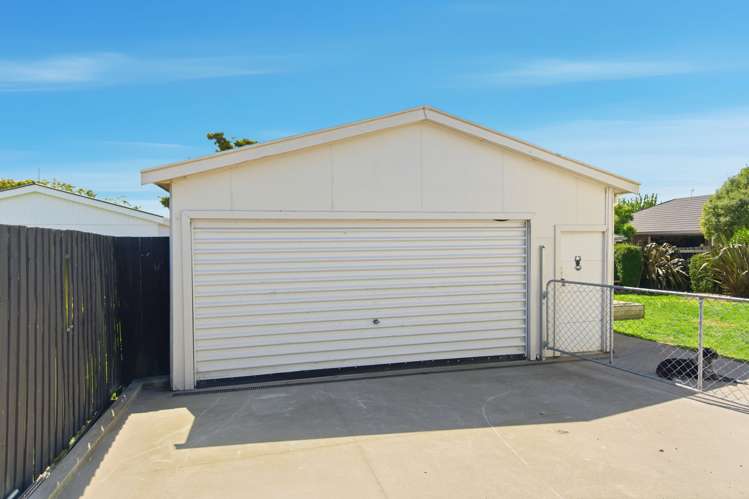 2/43 Neill Street Hornby_12