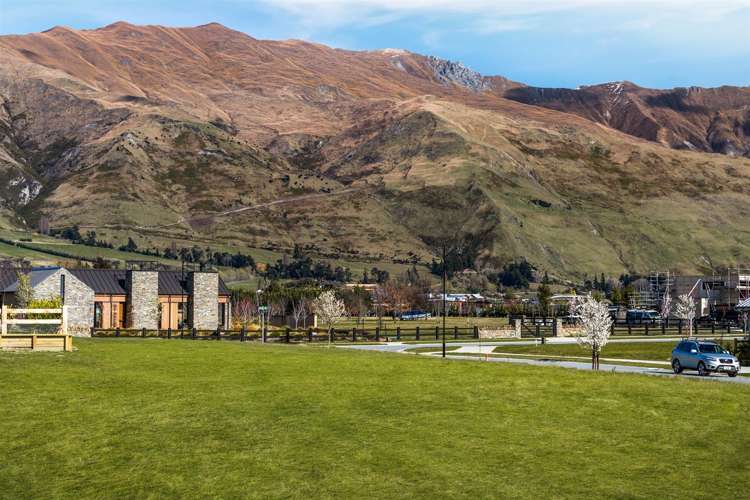 9 Deans Drive Wanaka_9