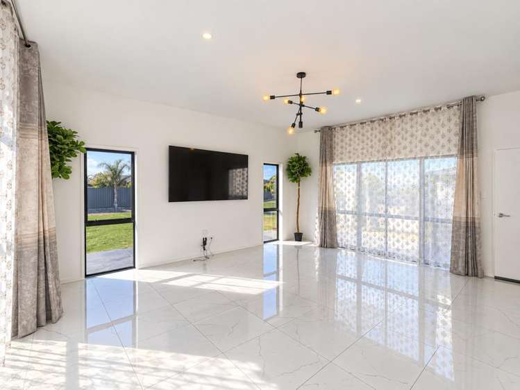 9 Cooke Farm Grove Waiwhakaiho_9