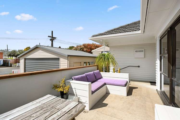 35 Thomson Avenue Dinsdale_2