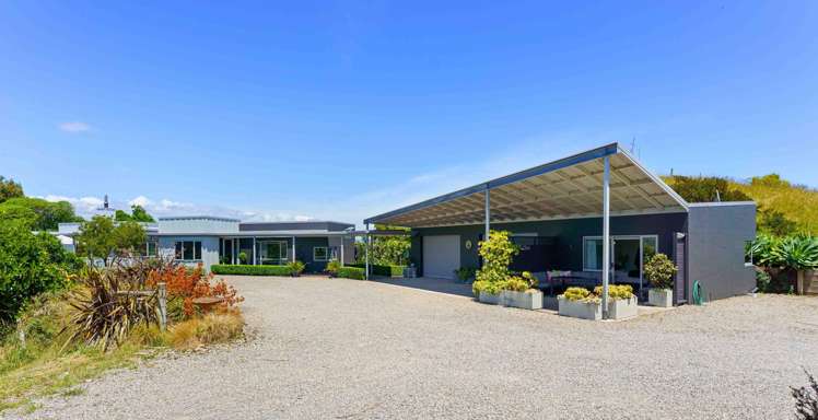 104 Raukawa Road Peka Peka_4