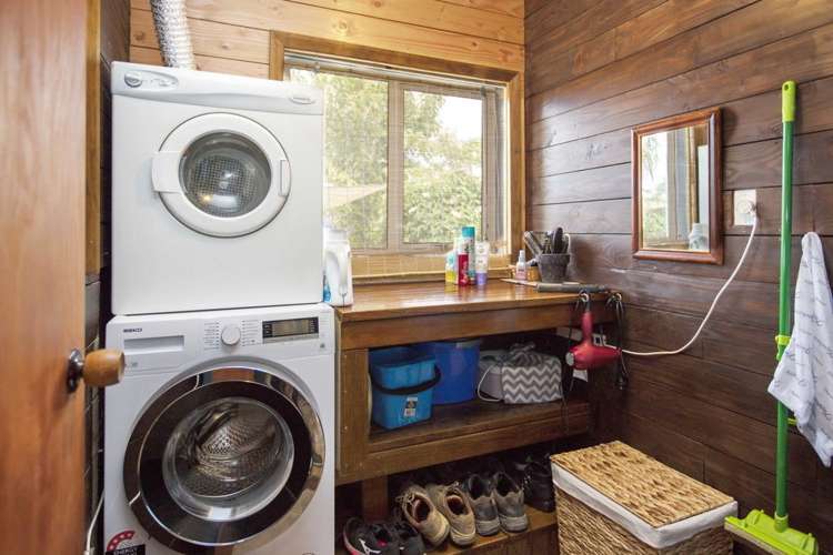 332 Waterloo Road Islington_12