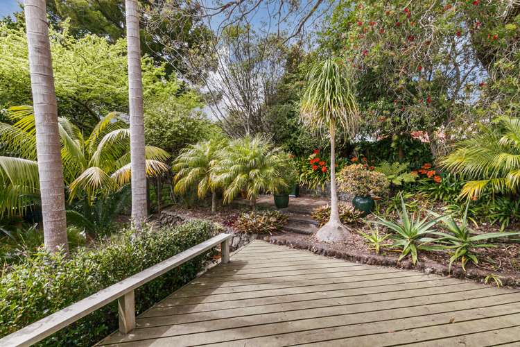 64 Stott Avenue Birkdale_18