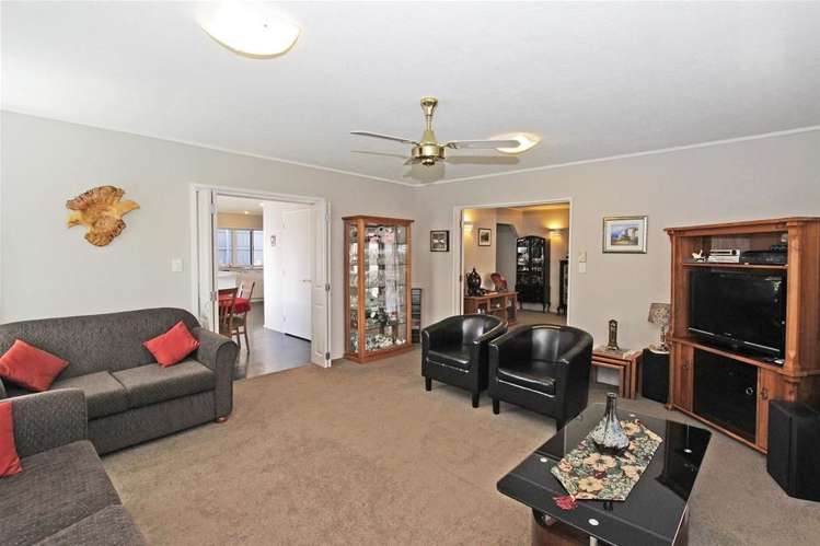 12 Aldinga Avenue Stoke_5