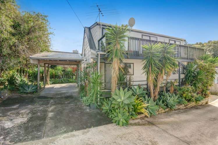 8 Capitol Road Matakatia_16