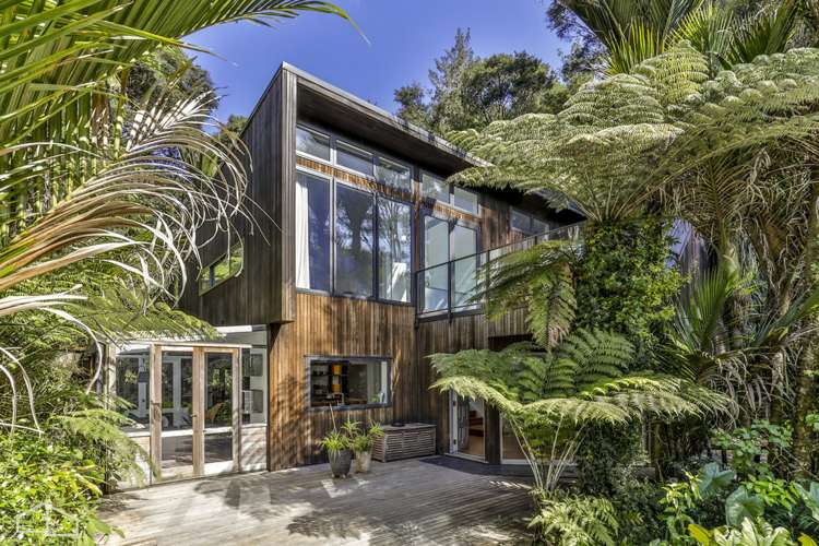 22 Fawcett Road Laingholm_23