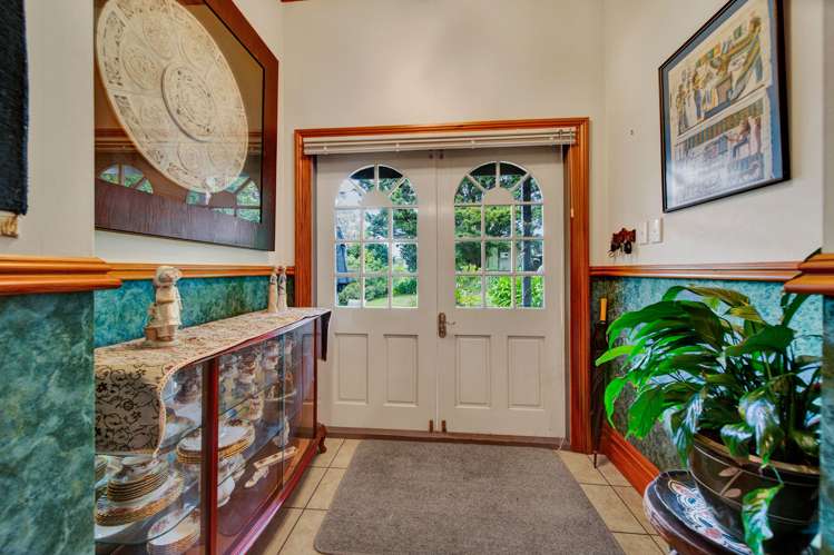 7 Richmond Road Waitara_13