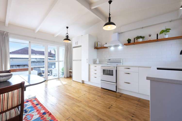 2/199 Titirangi Road_2