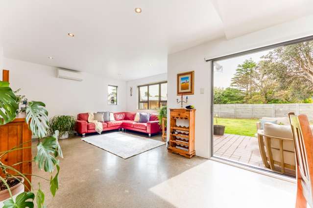 20 Anaru Street Raumati Beach_1