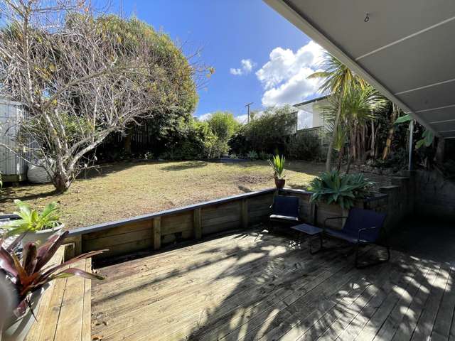 A/1 Cowley Place Te Kamo_1