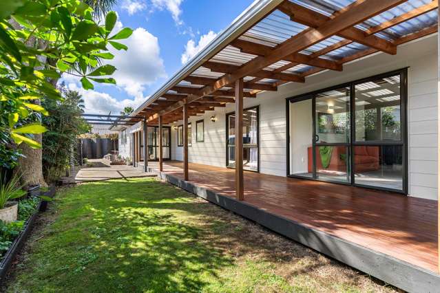 88 McRobbie Road Kingseat_2