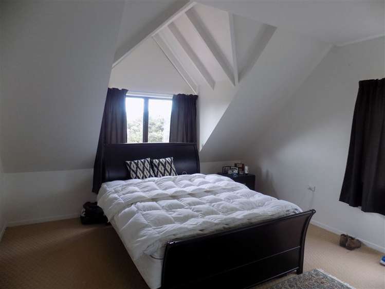 8 Claret Place Henderson_15