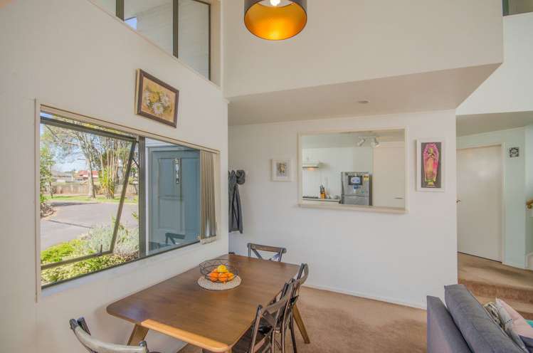 2/78a Woodglen Road Glen Eden_14