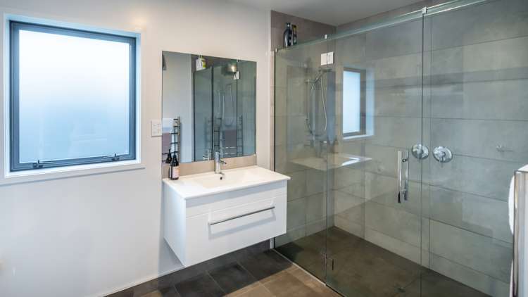 52 Luxembourg Crescent Halswell_15