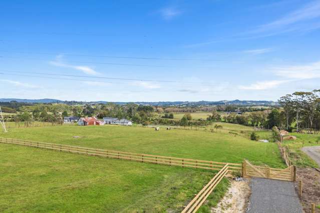 197 Nixon Road Taupaki_4
