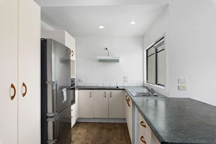 2/62 Fernhill Way Oteha_5