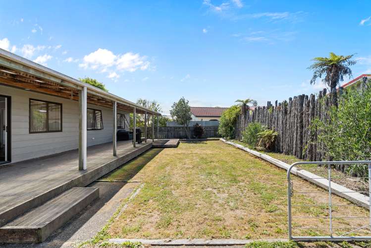 62 Atkinson Avenue Otaki Beach_17