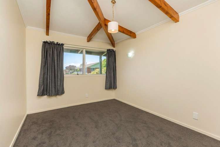 11 Pokapu Street Titirangi_21