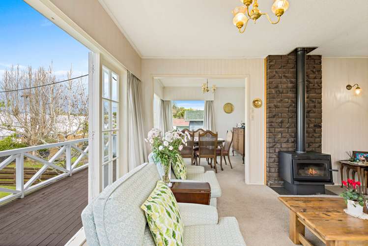 51 Gordon Avenue Forrest Hill_7