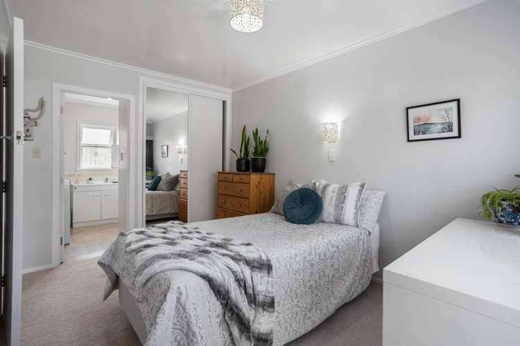 2/10 Liston Street Northcote_6